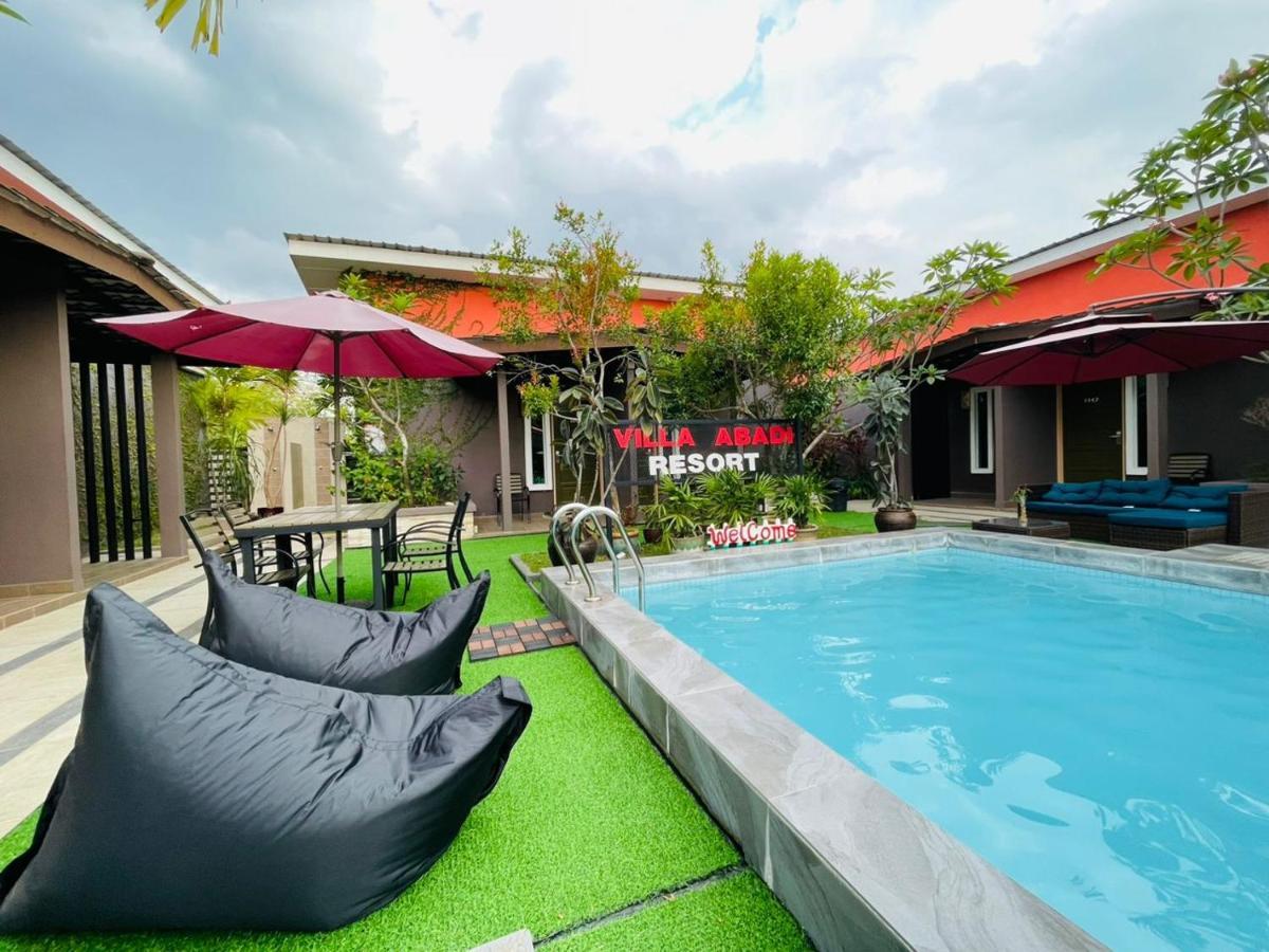 Villa Abadi Resort Pantai Cenang  Ngoại thất bức ảnh