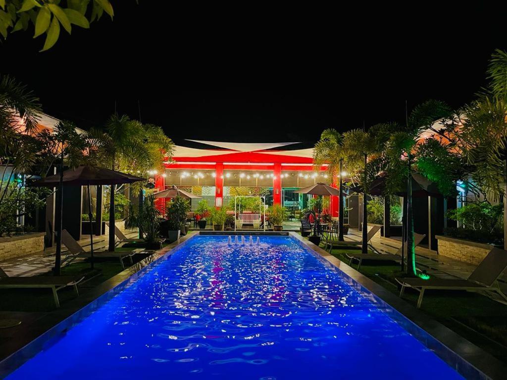 Villa Abadi Resort Pantai Cenang  Ngoại thất bức ảnh