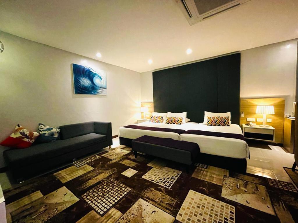 Villa Abadi Resort Pantai Cenang  Ngoại thất bức ảnh