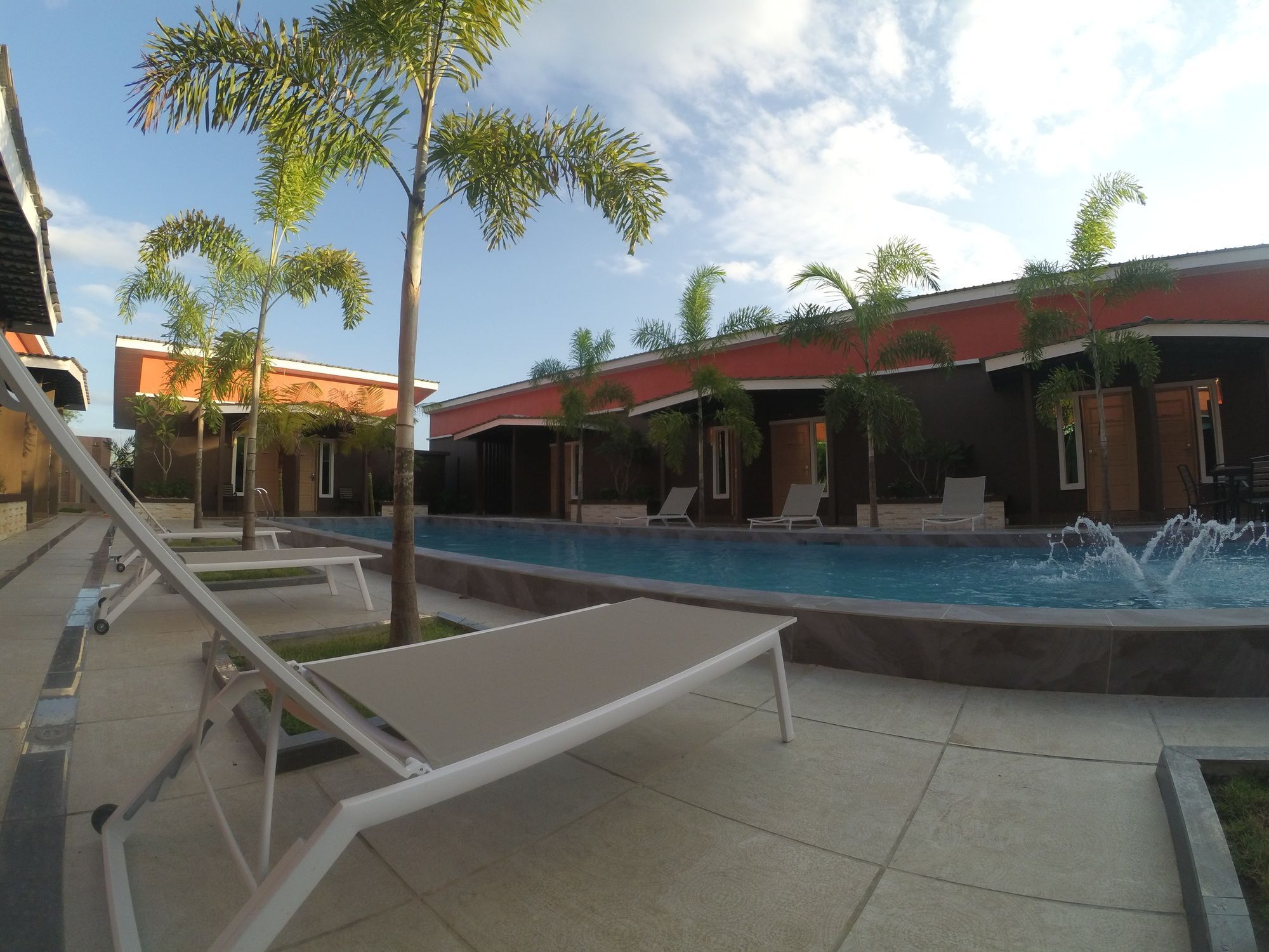 Villa Abadi Resort Pantai Cenang  Ngoại thất bức ảnh
